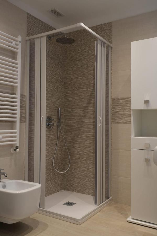 Homega - City Center New Apartment 巴里 外观 照片